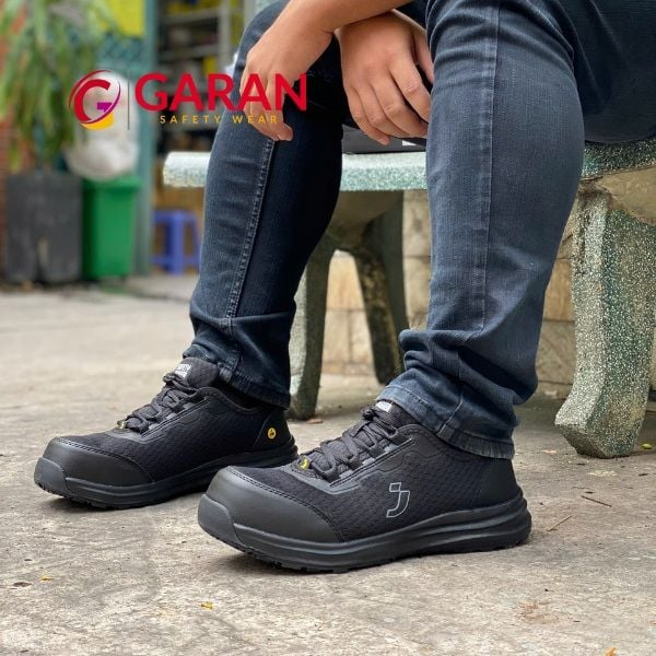 Những lỗi phổ biến khi sử dụng giày bảo hộ không đúng cách