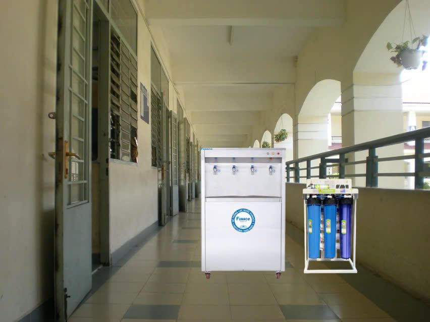 Kangaroo KG400VT - Phương Nam Water 2