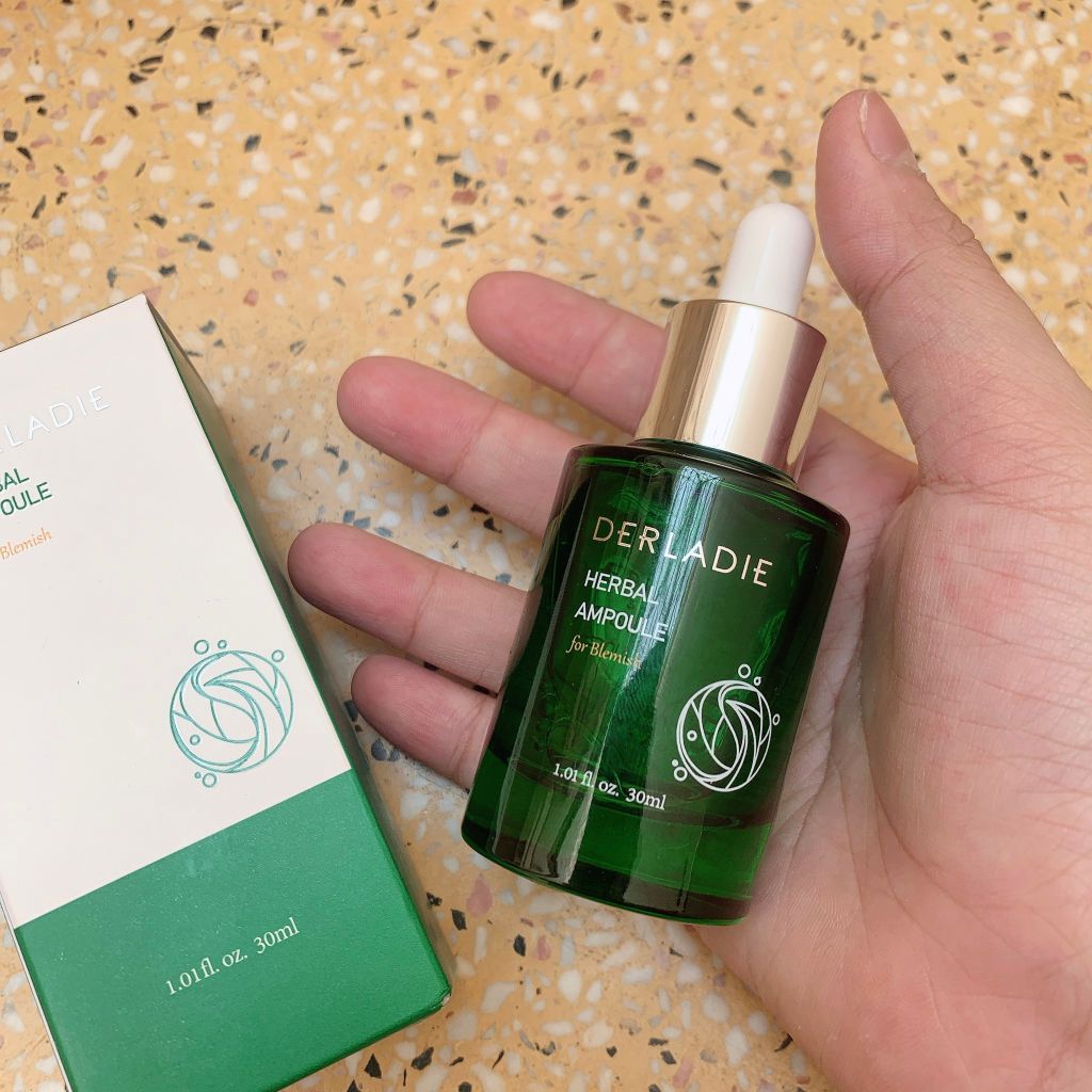 Review Derladie Herbal Ampoule For Blemish – serum trị mụn có thần thánh thực sự