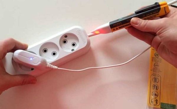 bút thử điện cảm ứng xuyên tường