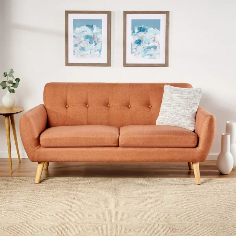 Ghế sofa vải, thiết kế chân gỗ chắc chắn