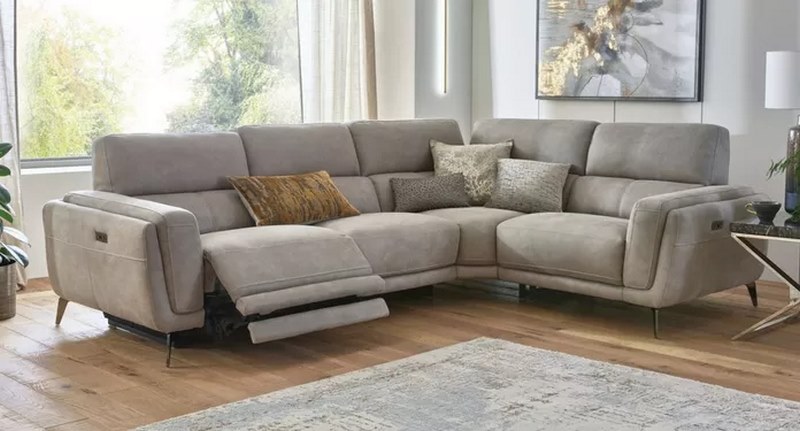 giá sofa giường thông minh phù hợp với nhiều đối tượng khách hàng