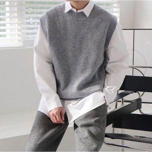 11 Tips phối đồ với áo len cổ tim nam đơn giản và thời trang