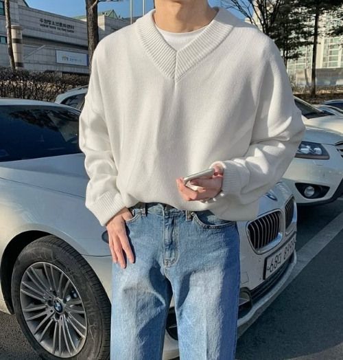 11 Tips phối đồ với áo len cổ tim nam đơn giản và thời trang