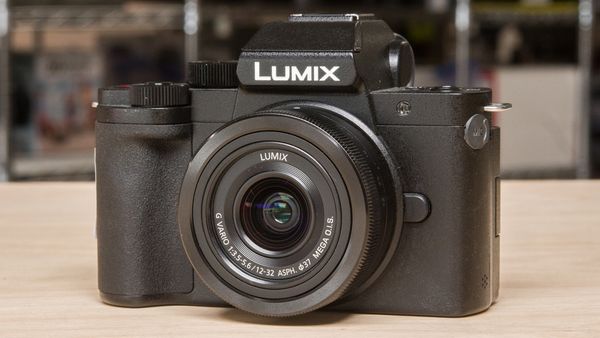 Camera Panasonic Lumix G100