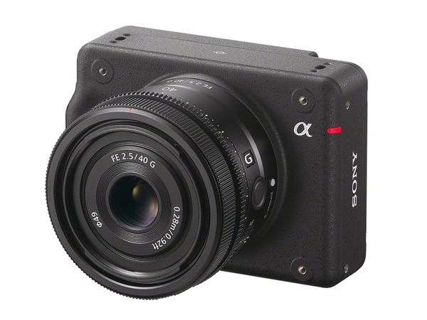 Thiết kế của thân máy ảnh Sony ILX-LR1 được tối ưu hóa cho khả năng thích ứng.