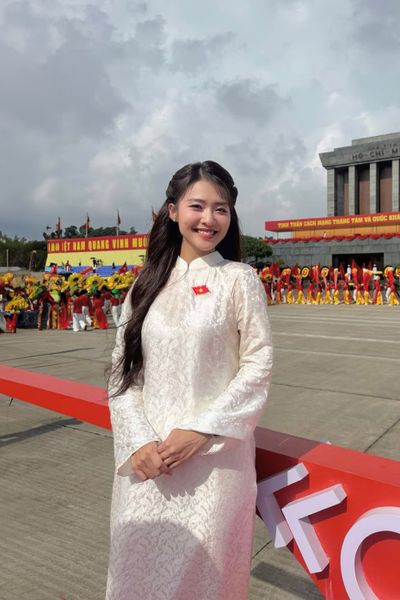 Diễn viên Khả Ngân