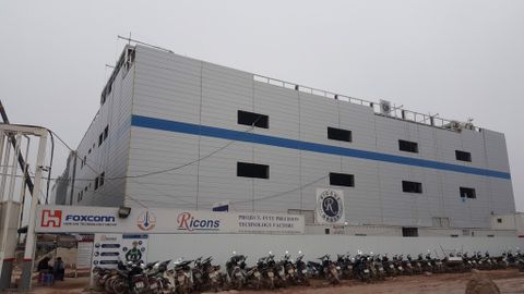 Cung cấp đèn LED chiếu sáng nhà máy Foxconn - KCN Quang Châu