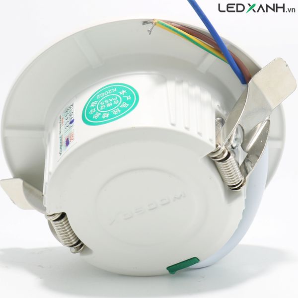 den-led-am-tran-ngoi-sao-kosoom