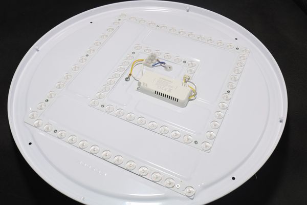 den-led-op-tran-pha-le-kosoom