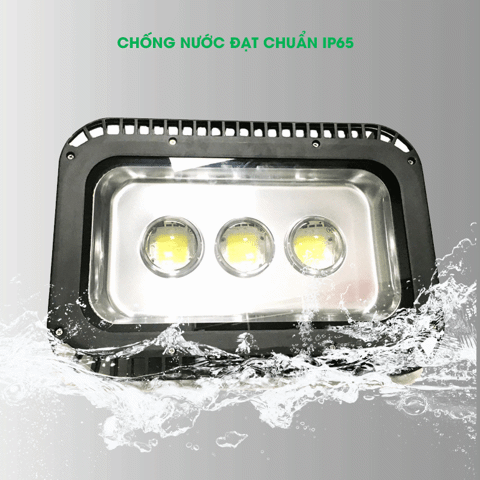den-led-pha-guong-cau-loi