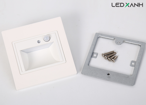 den-led-chan-tuong-11019-elv