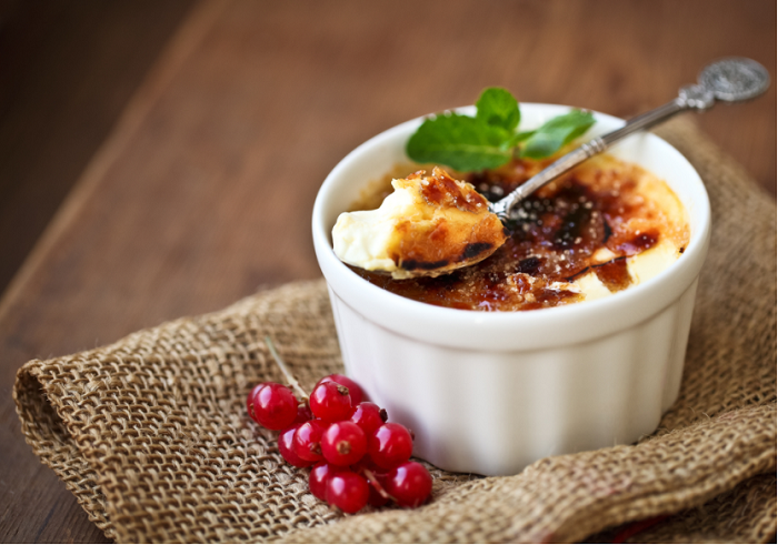 Bí quyết làm bánh creme brulee thơm ngon chuẩn vị pháp