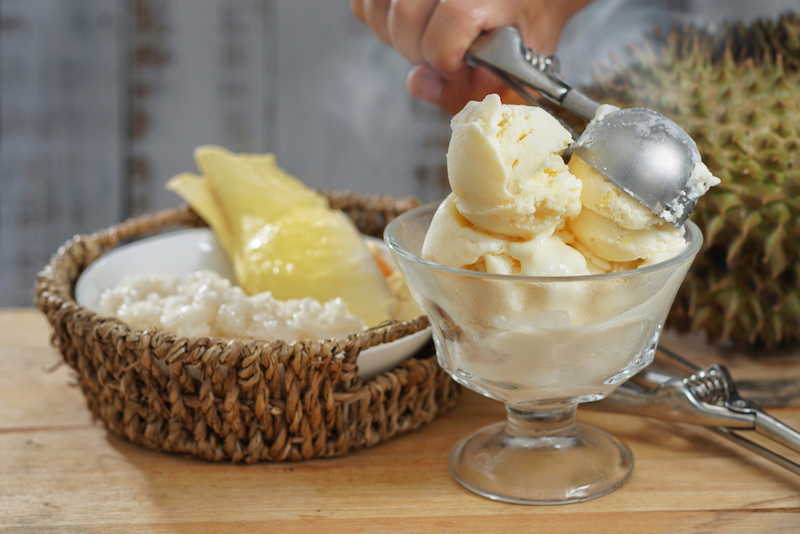Cách làm kem sầu riêng không cần kem tươi