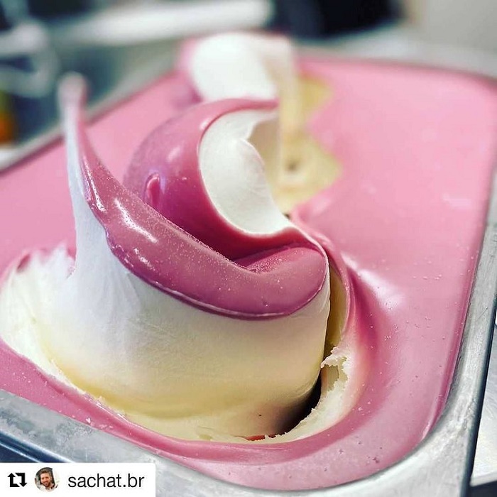 Nước - Yếu tố quyết định đến độ mềm mịn của kem