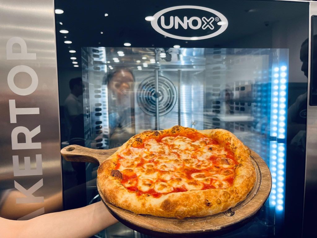 Demo lò nướng UNOX - Bakertop tại United Vision