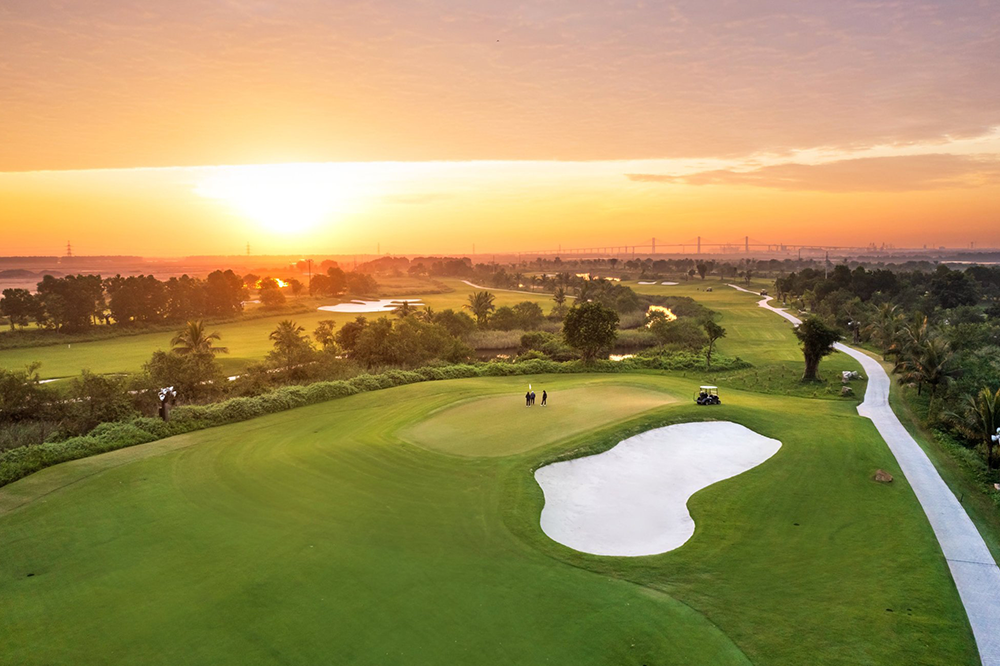 Vinhomes Royal Island