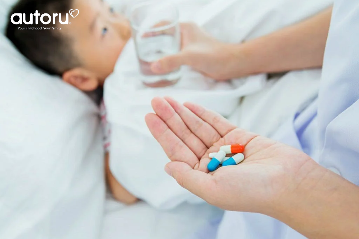 Cho trẻ em uống thuốc