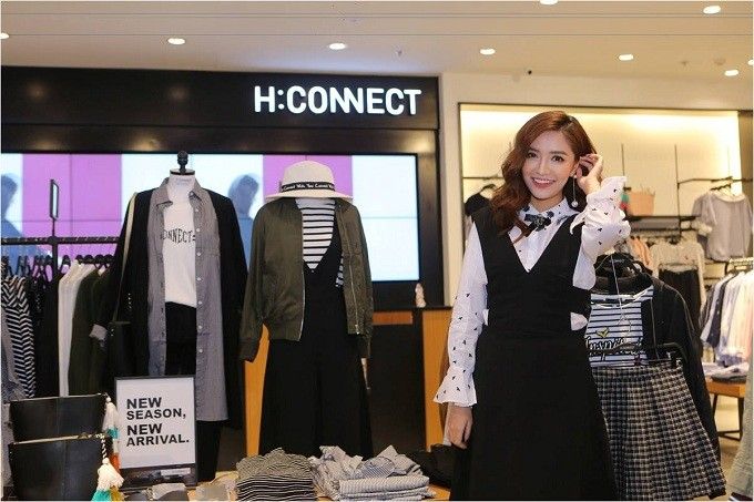 Mãn nhãn ngày khai trương thương hiệu thời trang từ Hàn Quốc- Sao Việt cùng các fashion icon hội tụ