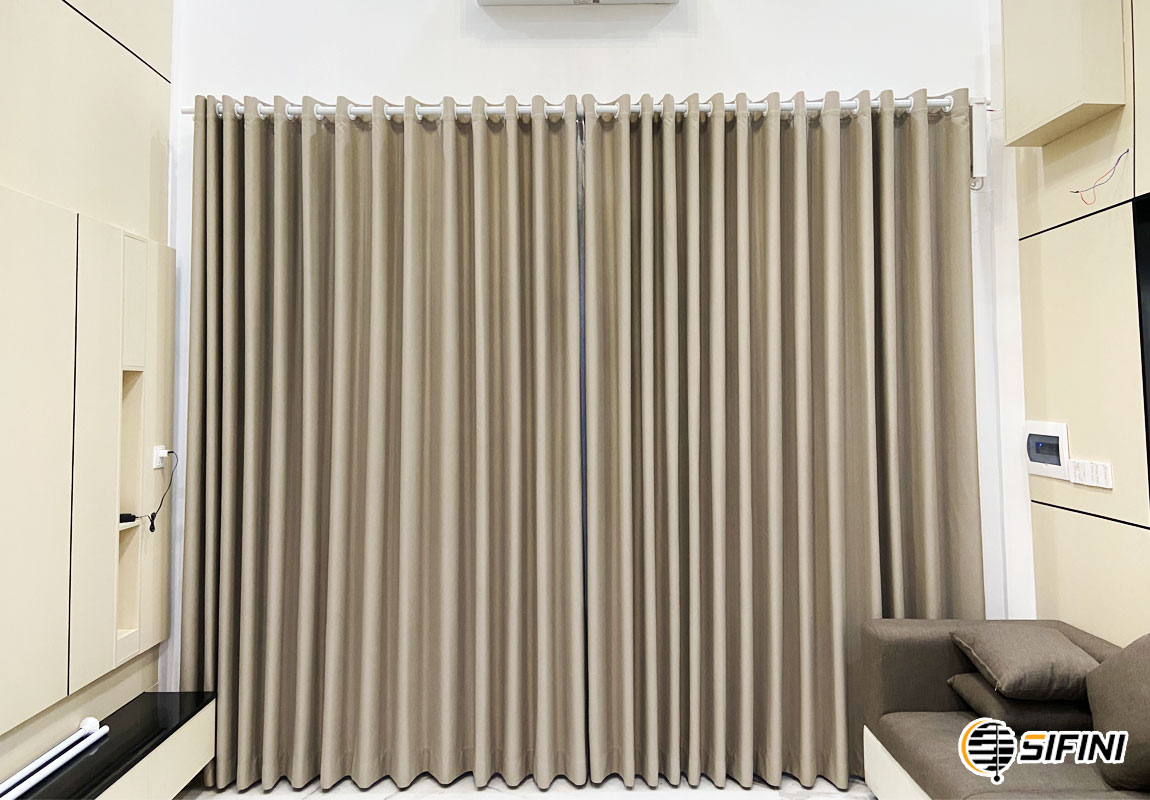 Rèm vải đục lỗ động cơ