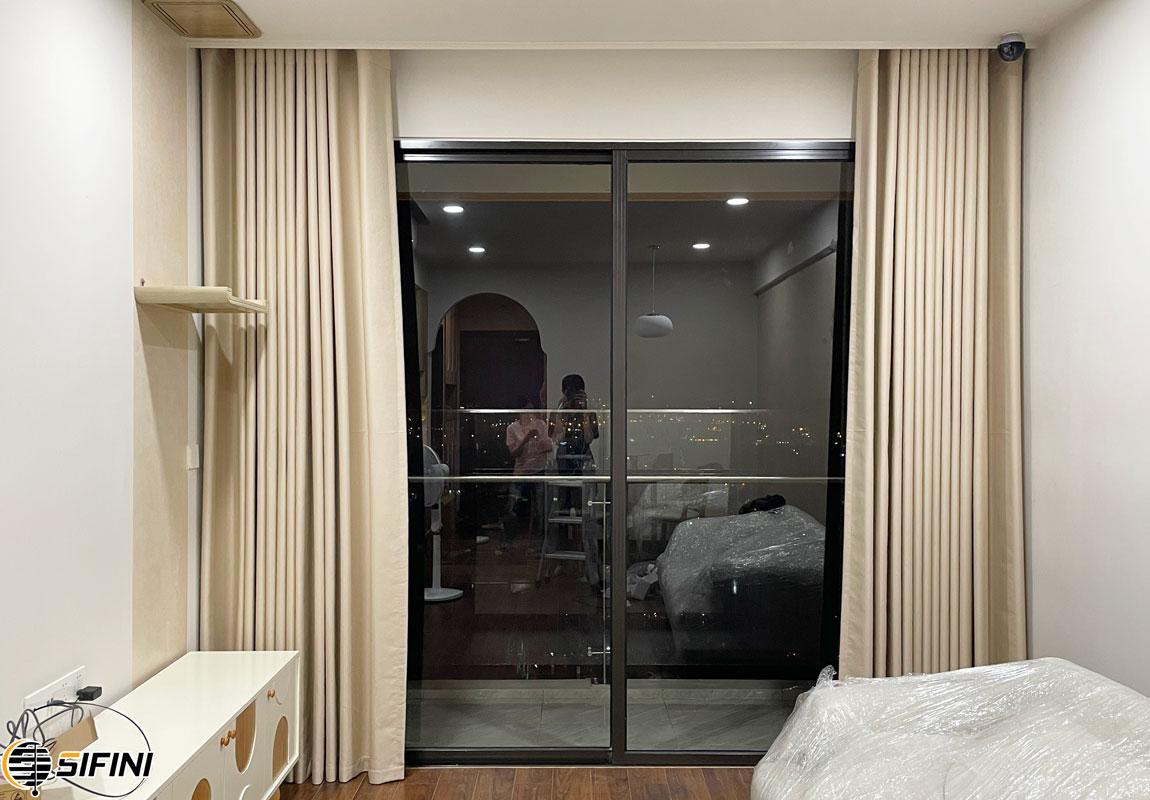 Rèm cửa tự động