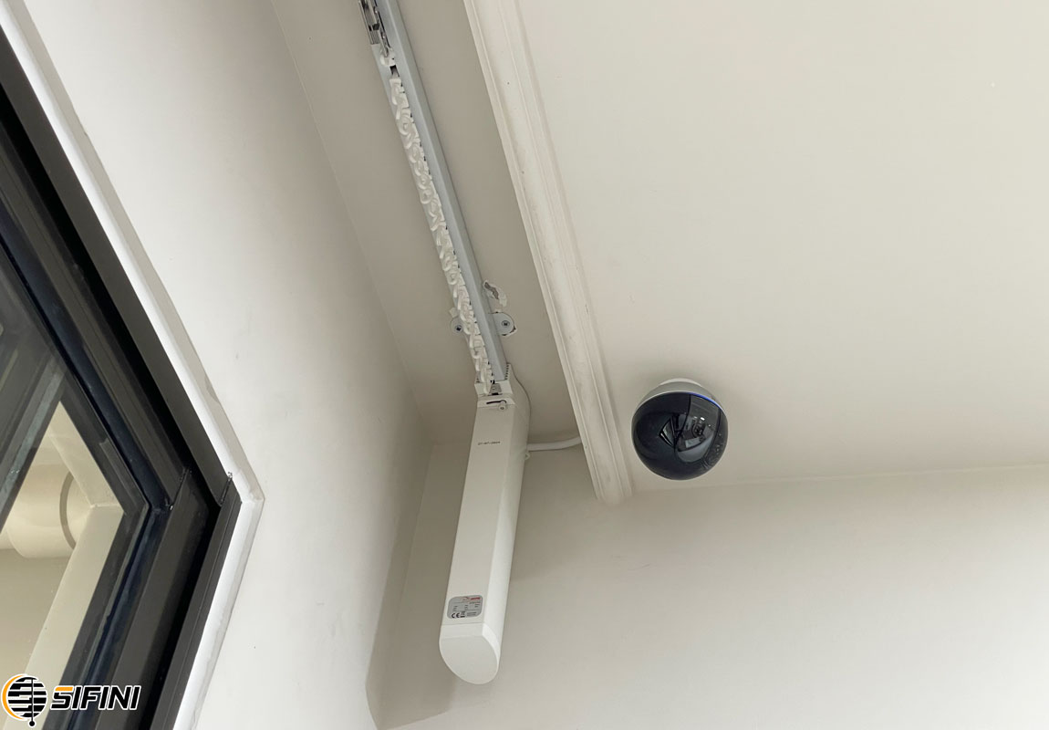 Rèm cửa tự động