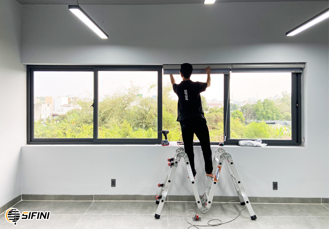 Rèm cuốn trơn chống nắng