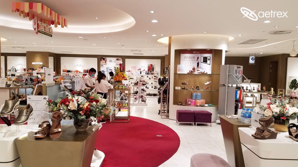 Chúc mừng khai trương Aetrex chi nhánh thứ 4 tại Takashimaya - Thương hiệu giày dép số 1 tại Mỹ
