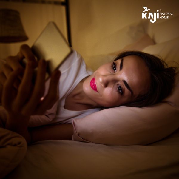 Thường xuyên thức khuya dẫn đến dưỡng trắng không hiệu quả