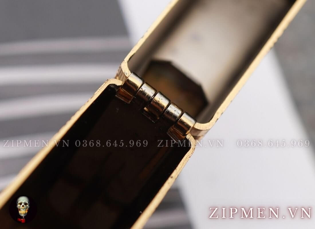 Bật lửa zorro cá chép nguyệt thực vang mỹ kí cao cấp | Zorro chính hãng