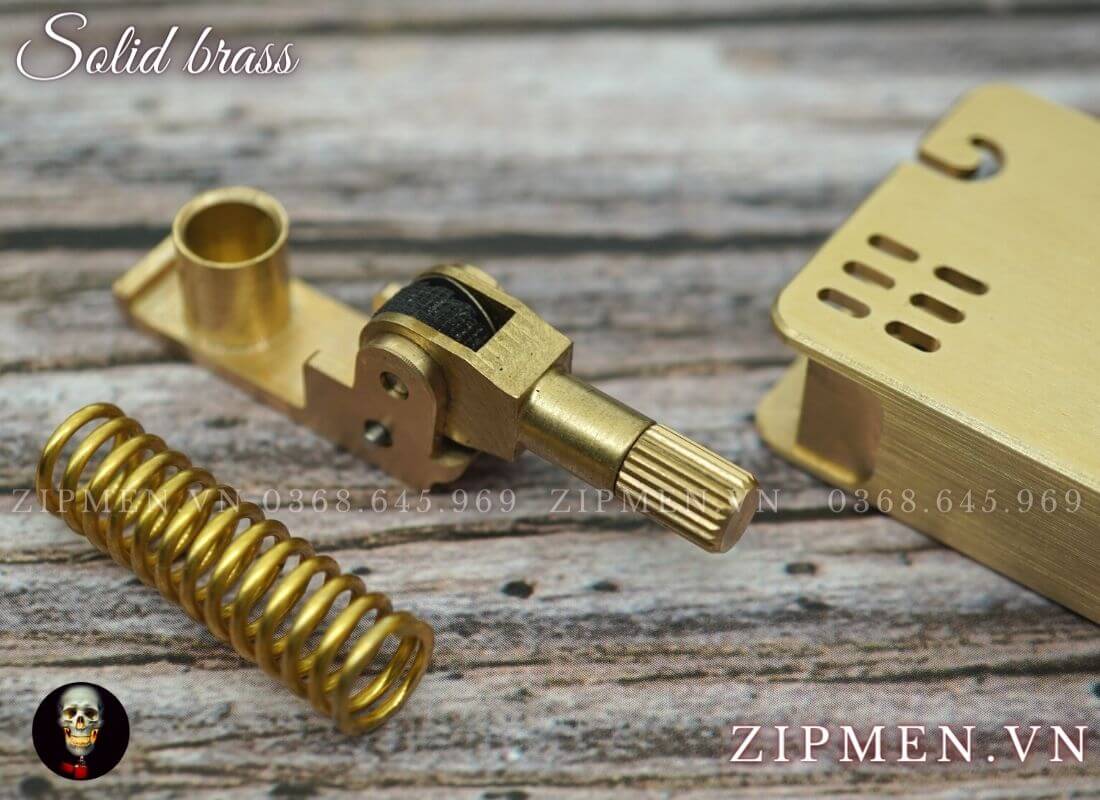 Hộp quẹt bằng đồng thau