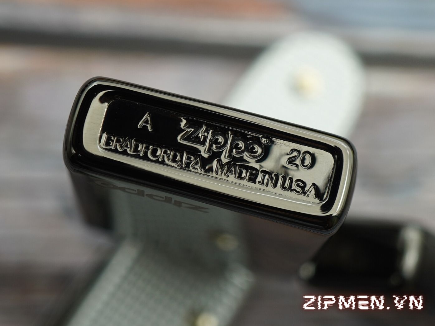 mộc đáy của zippo