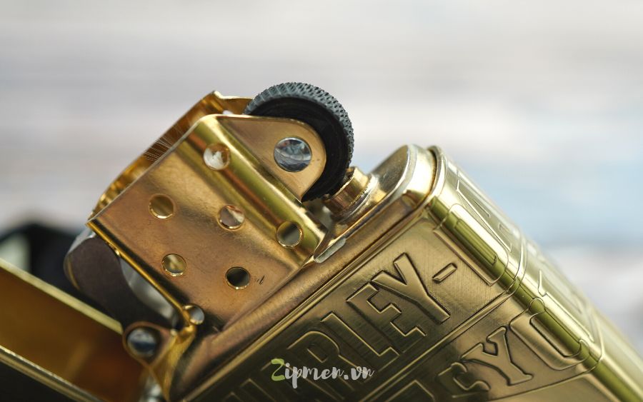 Cổ đá cao của Zippo chính hãng