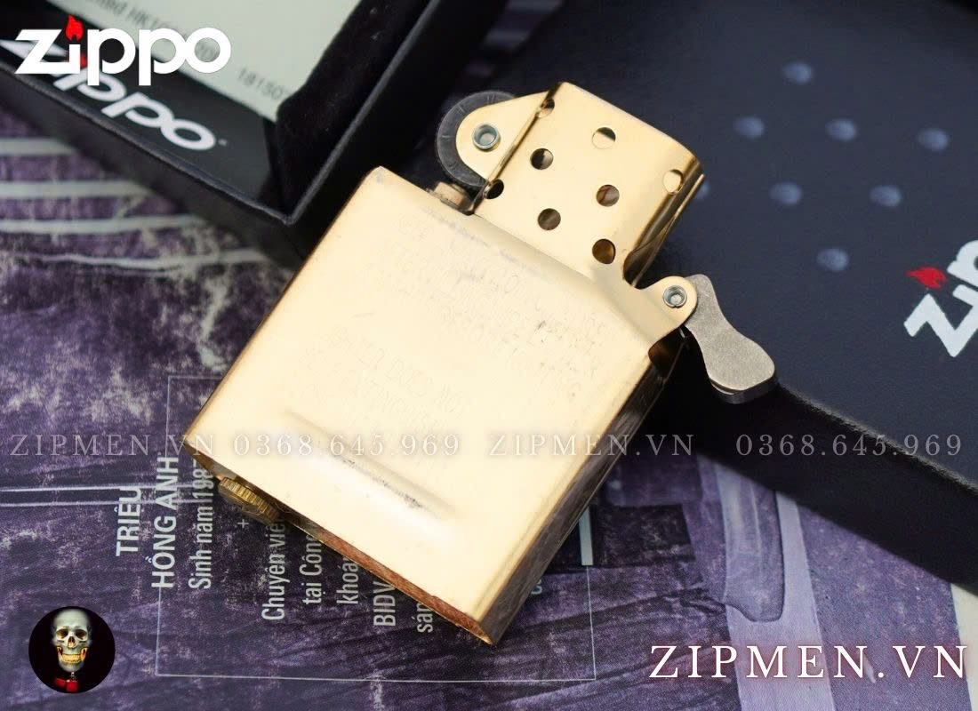 Hộp quẹt zippo usa chính hãng logo Ferrari