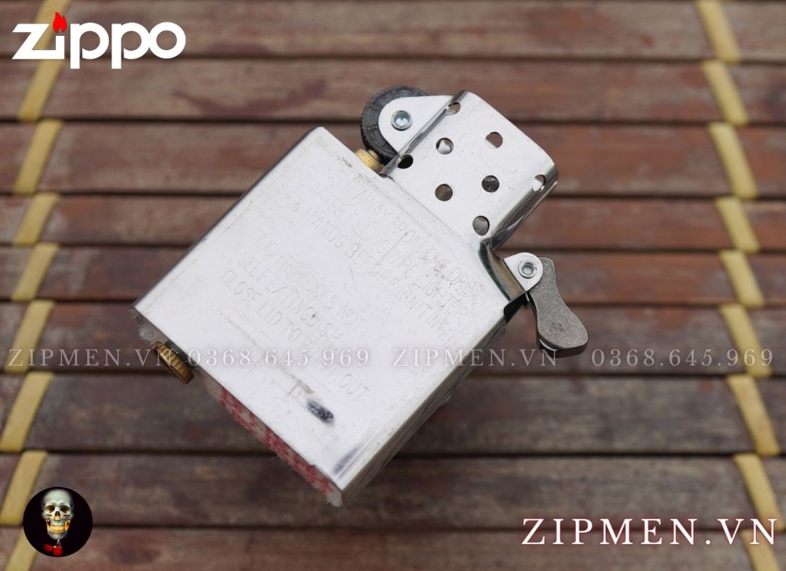 Zippo tàu chiến uss