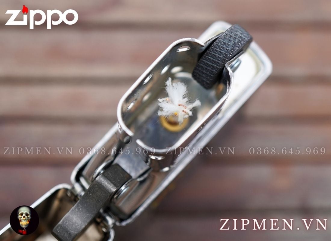 Zippo tàu chiến uss