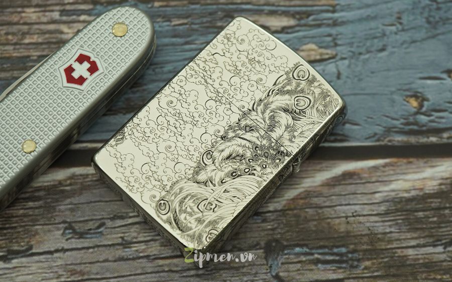 Mặt sau Zorro hình rồng phượng