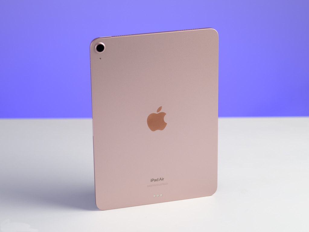 iPad Air 5 là chiếc iPad tuyệt vời, nhưng nó sẽ không thay thế cho iPad Pro M1