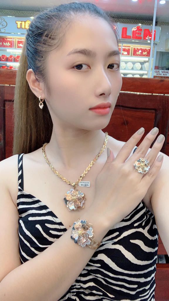 CHỊ BÙI THANH THẢO - TIỆM VÀNG KIM LÉN (SÓC TRĂNG)