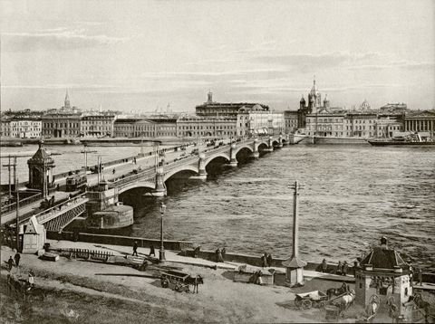 Saint Petersburg - Một Thế Kỷ Nhìn Lại