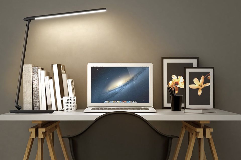 MUA ĐÈN ĐỂ BÀN LÀM VIỆC CHẤT LƯỢNG Ở ĐÂU? TIÊU CHÍ ĐỂ LỰA CHỌN LÀ GÌ?