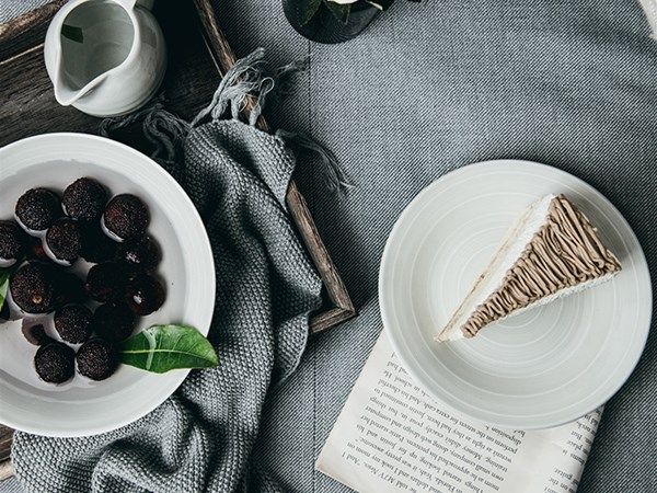 Kể về những khoảng trống