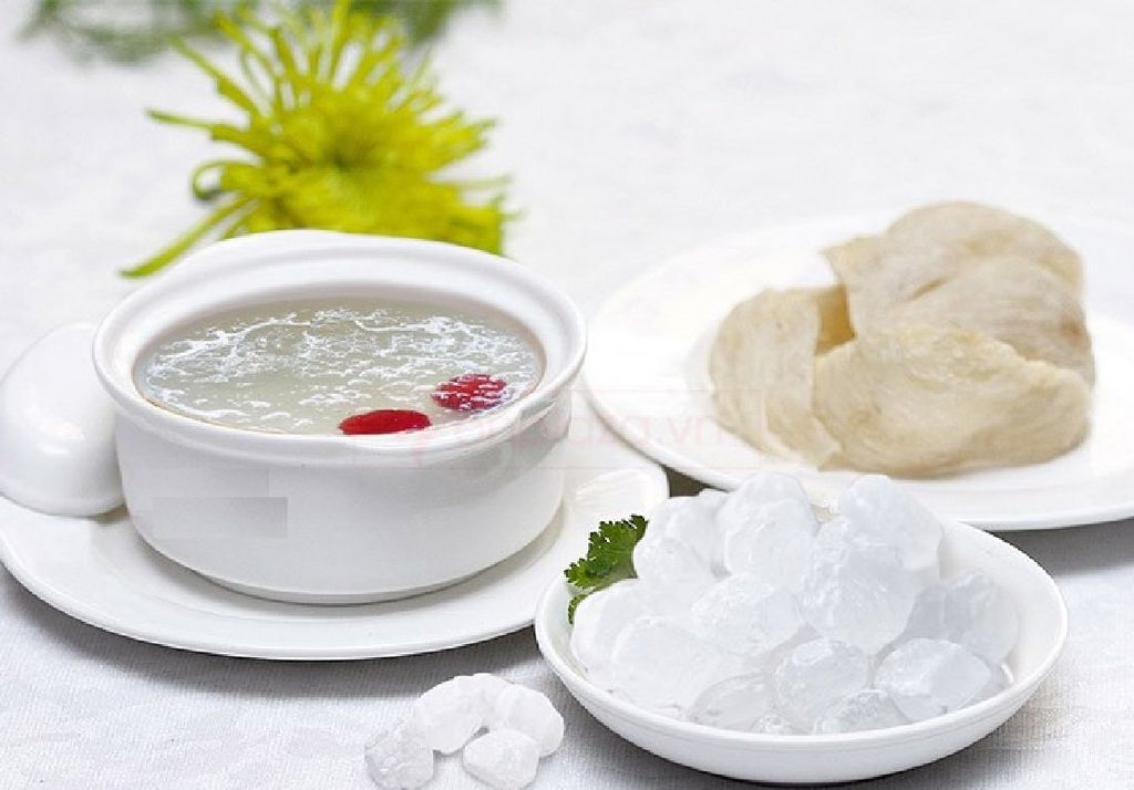 NƯỚC YẾN SÀO CHO BÉ