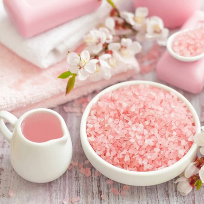 Lợi ích và cách sử dụng muối hồng Himalaya trong xông hơi