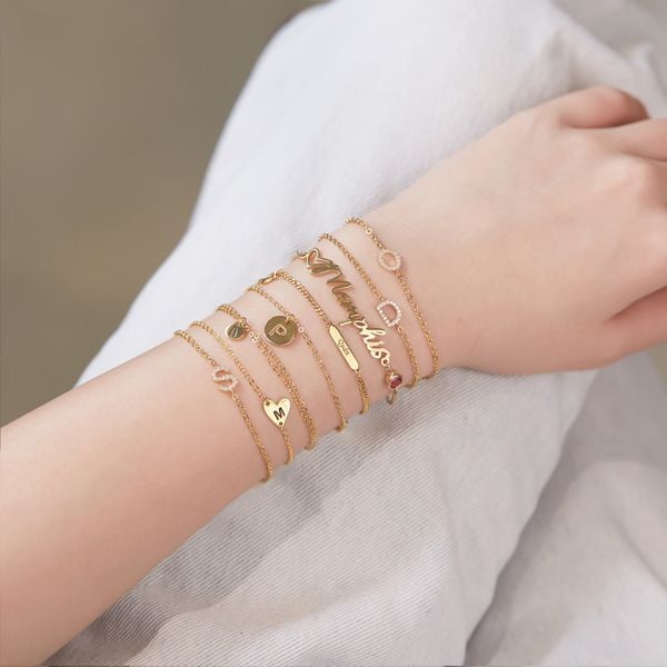 lắc tay bạc nữ giá bao nhiêu