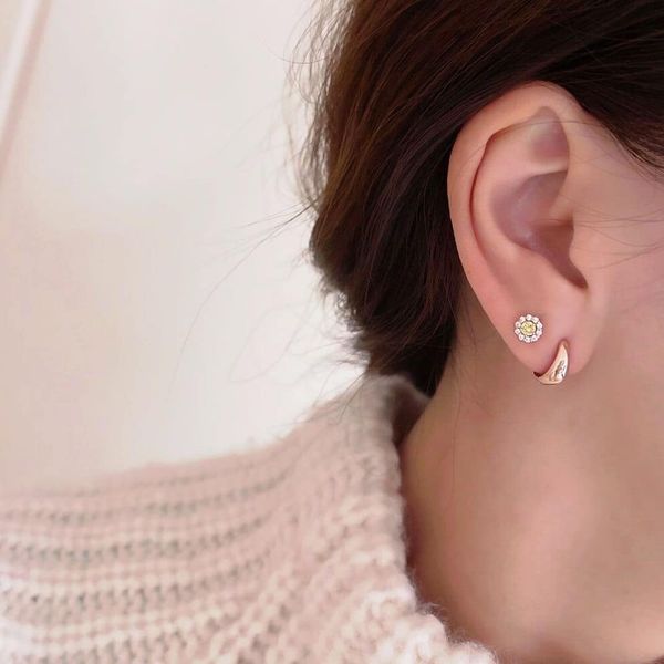 bông tai cho người mặt vuông