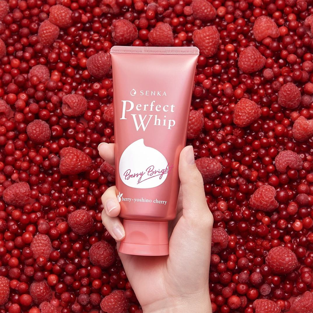 Sữa Rửa Mặt SENKA PERFECT WHIP BERRY BRIGHT 1