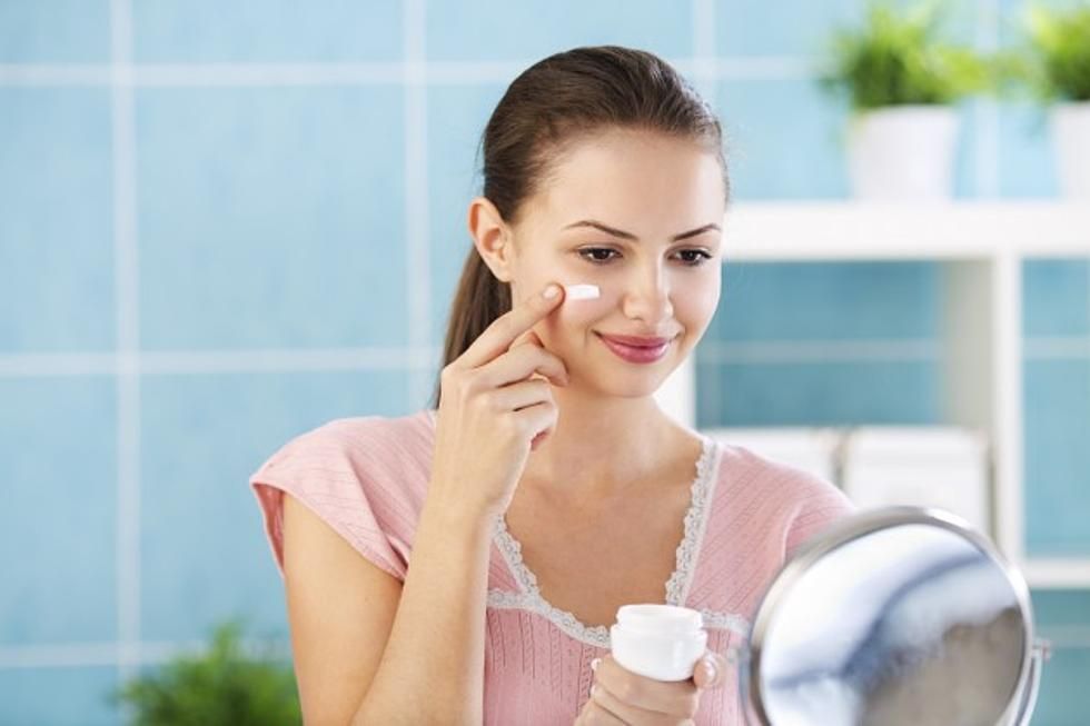 Kem chống nắng có phải là thủ phạm gây nên tình trạng mụn trên da?