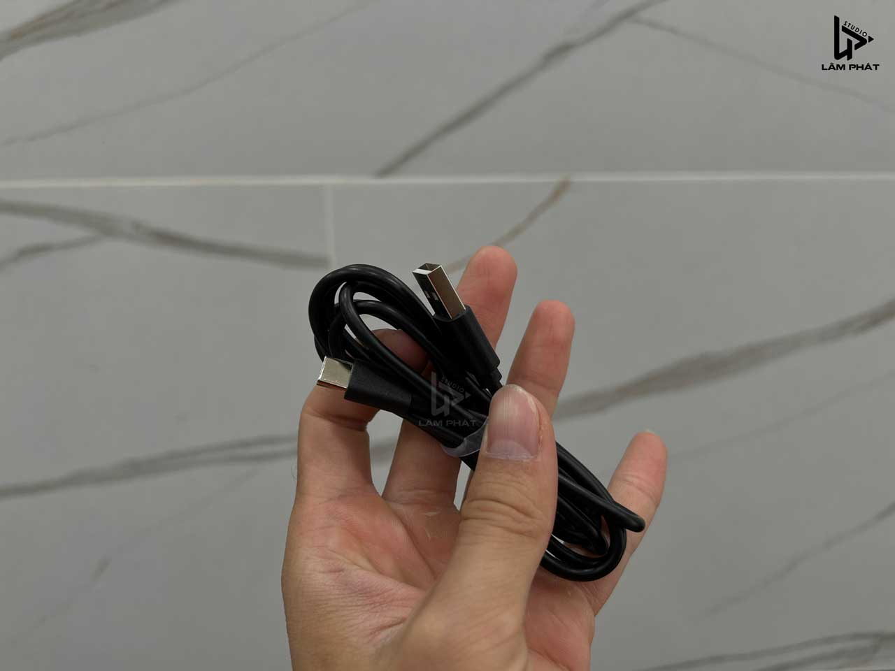 BOX LIVE AINMC M2 Thiết Bị Hỗ Trợ Thu Âm Và Hát Live Stereo Chuyên Nghiệp