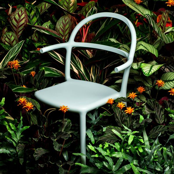 VISUAL ĐẬM CHẤT TROPICAL CHÀO HÈ TỪ KARTELL